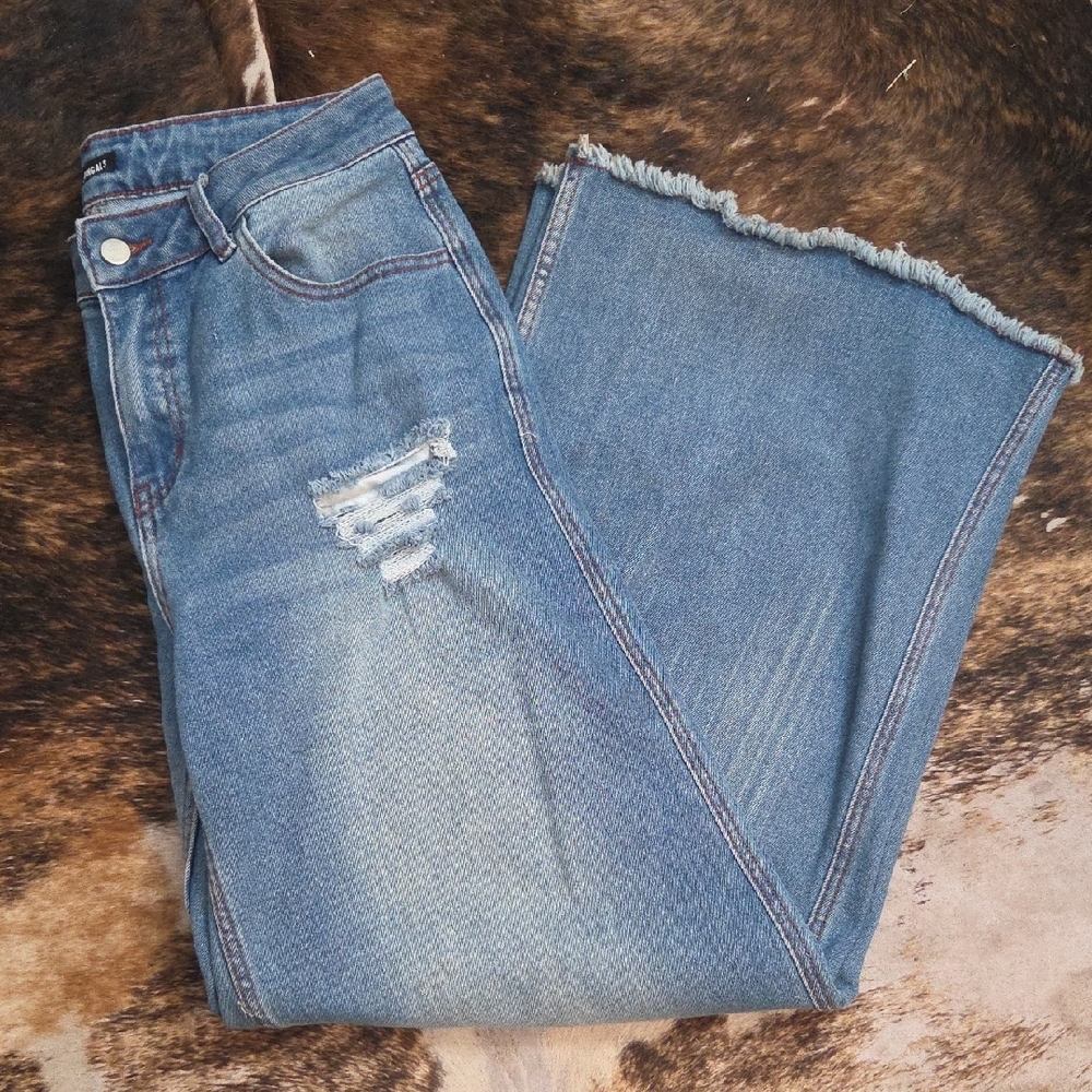 Frayed Hem Blue Jeans